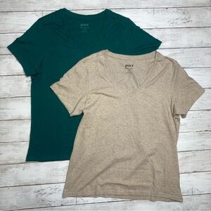 NWOT PACT Organic Cotton V neck T Shirt 2 pack